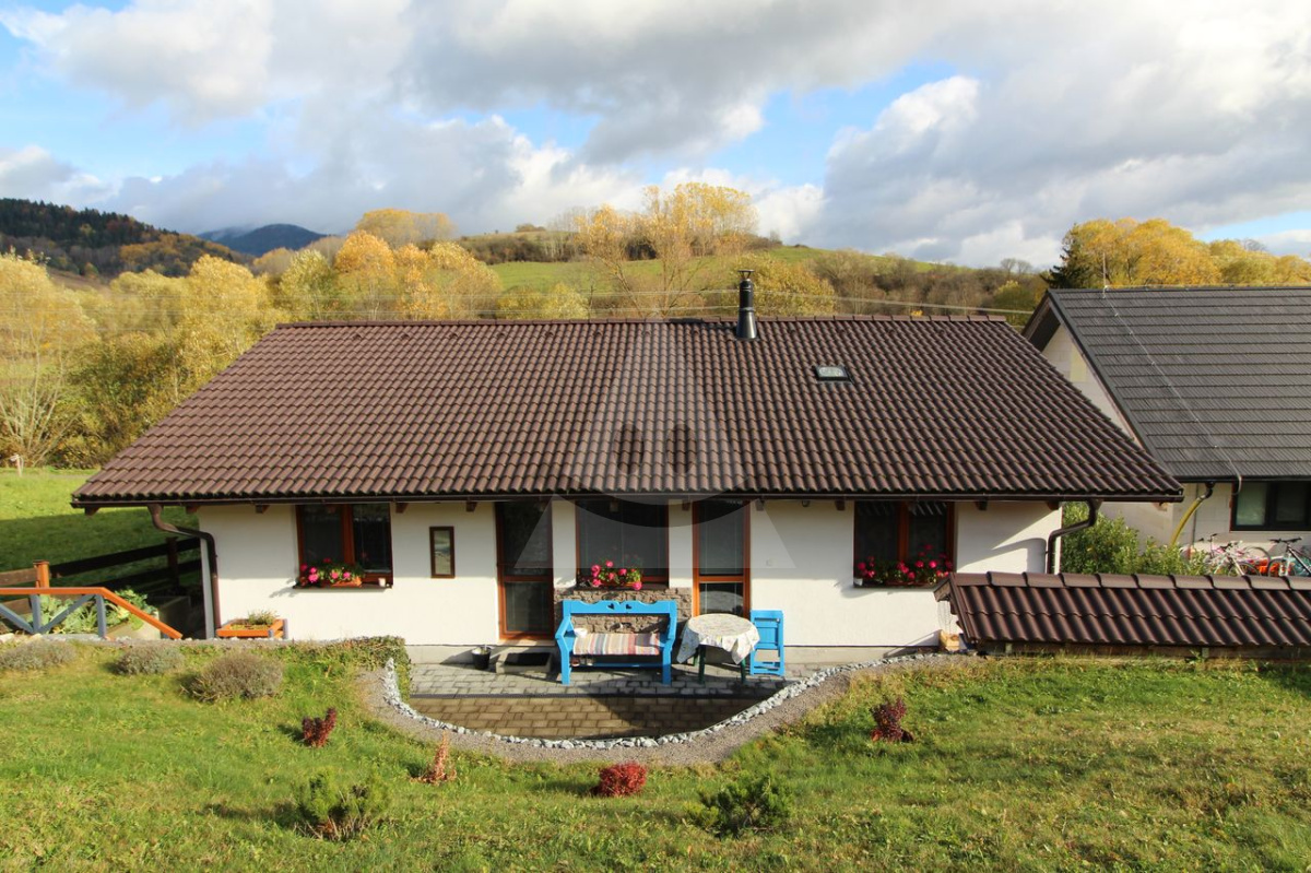 Sale of a beautiful 4-bedroom family house in a quiet location in the village of Istebné