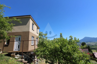 Garden cottage for year-round living, Veličná