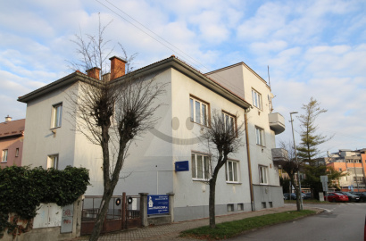 We offer a brick apartment in the very center of Ružomberok (92 m2)