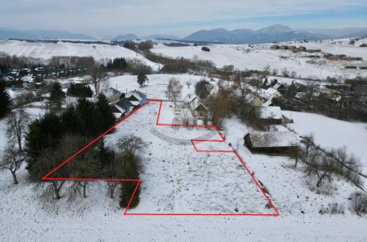 Pozemok na výstavbu 2 rodinných domov na predaj, Malatíny