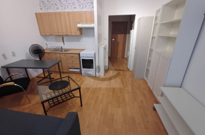 Kompletne zariadená garsónka s loggiou v obľúbenej lokalite pri Draždiaku, Petržalka – Lúky