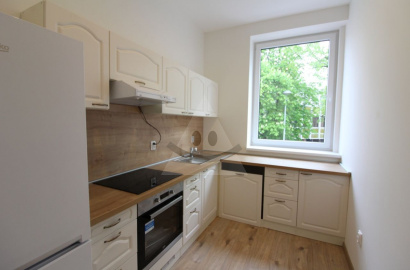 Rent 2 bedroom apartment in the city center, Ružomberok