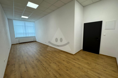 Offices, administrative premises for rent Ružomberok, Sídlisko SNP, Bystrická cesta